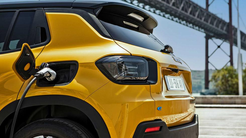 Ντεμπούτο στο Παρίσι για το νέο Jeep Avenger